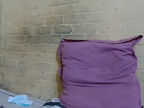 Snapshot of Arialsirean chatting on 12.03.25 Arialsirean online show from 12.03.25