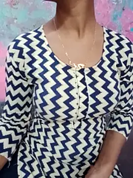 Zoyaa-Zubair online show from 03.18.26