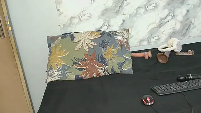 SexyZuluBarbie online show from 05.27.26