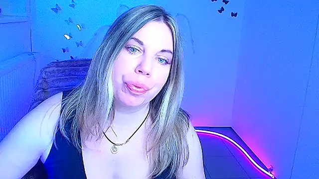 Amanda Swannn online show from 03.25.26