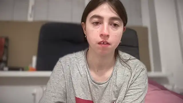 Aphr0ditee online show from 03.26.26