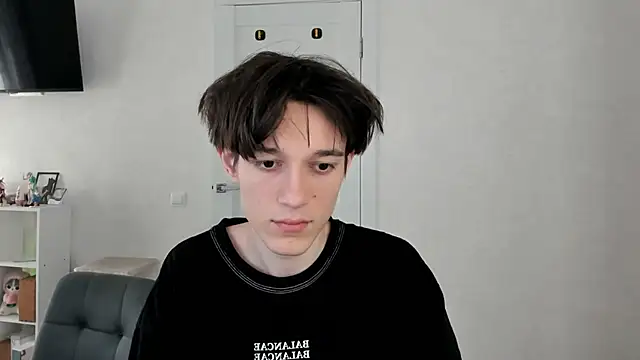 Mickleloveu online show from 11.28.25