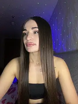 MonikaSi online show from 03.04.26