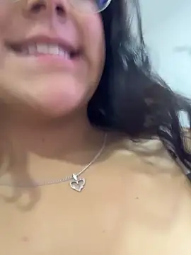 Snapshot of Dafne_se chatting on 05.19.26 Dafne se online show from 05.19.26