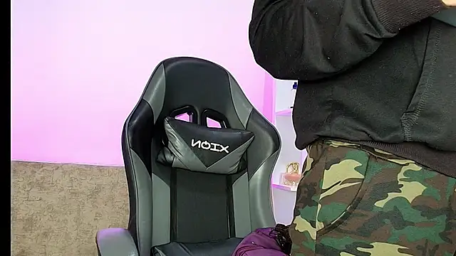 Nahomi rous777 online show from 02.21.26