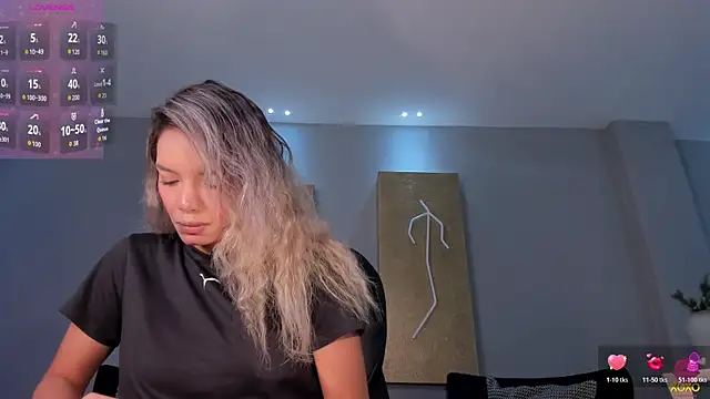 LisaFlowers  online show from 06.22.26