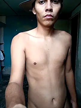 Snapshot of kirito_22cm chatting on 11.30.25 kirito 22cm online show from 11.30.25