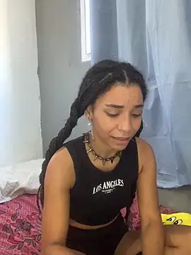 Lillith Bloom online show from 03.02.26