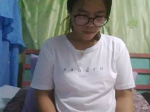 Snapshot of xxdreamgirl69 chatting on 01.14.26 xxdreamgirl69 online show from 01.14.26