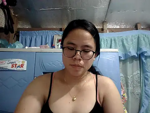 Snapshot of xxdreamgirl69 chatting on 06.26.26 xxdreamgirl69 online show from 06.26.26