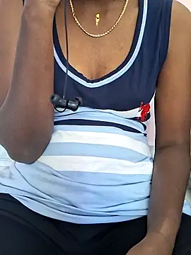 Snapshot of Tamil_Laksh chatting on 02.26.26 Tamil Laksh online show from 02.26.26