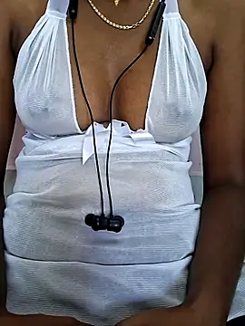 Snapshot of Tamil_Laksh chatting on 03.10.26 Tamil Laksh online show from 03.10.26