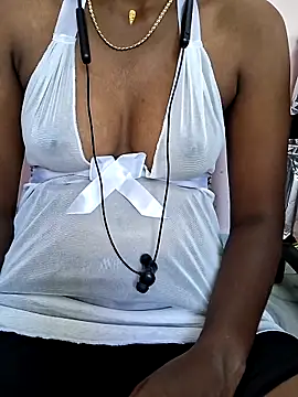 Snapshot of Tamil_Laksh chatting on 03.16.26 Tamil Laksh online show from 03.16.26