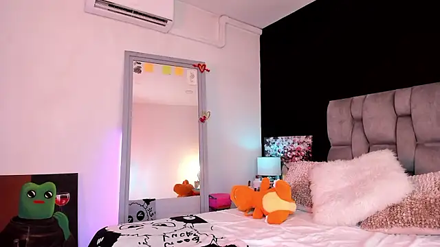 MeganFooster online show from 02.20.26