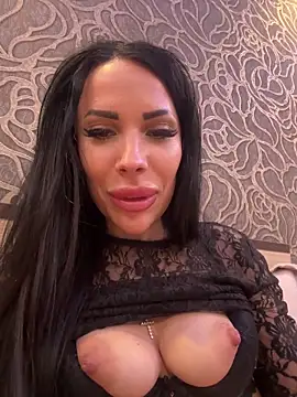 Snapshot of Sweet_little_gir chatting on 03.04.26 Sweet little gir online show from 03.04.26