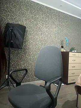 Snapshot of Sweet_little_gir chatting on 04.02.26 Sweet little gir online show from 04.02.26