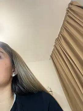 AshleyAddictionn online show from 11.29.25