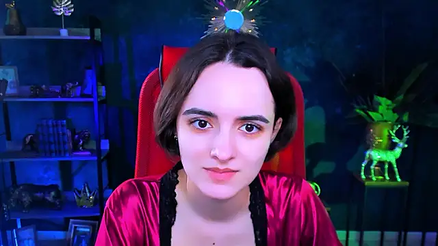 KateWillows online show from 02.26.26