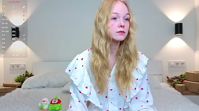 Snapshot of GhisllaineWestler chatting on 02.06.26 GhisllaineWestler online show from 02.06.26