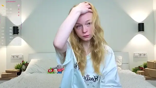 Snapshot of GhisllaineWestler chatting on 02.11.26 GhisllaineWestler online show from 02.11.26