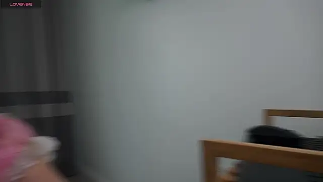 evy miu online show from 04.09.26