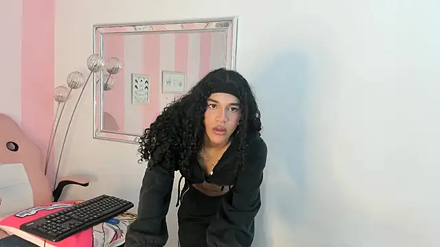 Amaia Monroe online show from 02.20.26