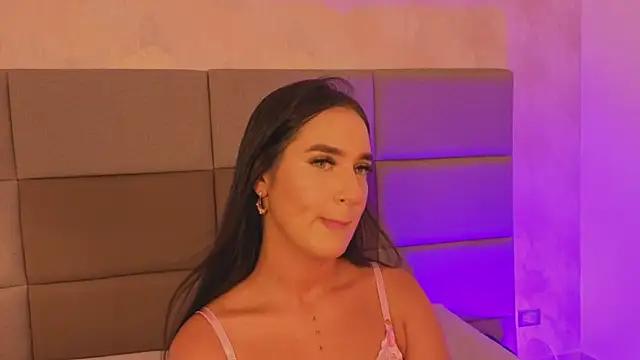 Emily luve online show from 05.04.26