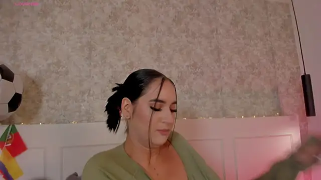 Emily luve online show from 07.04.26