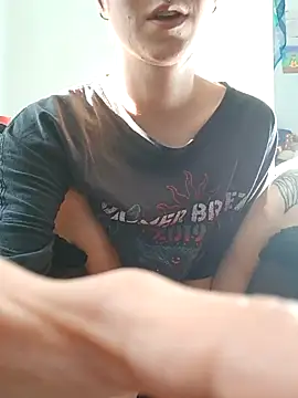 AuroraAya online show from 11.30.25