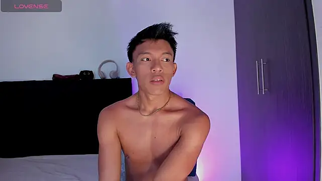 santinaughty online show from 02.14.26