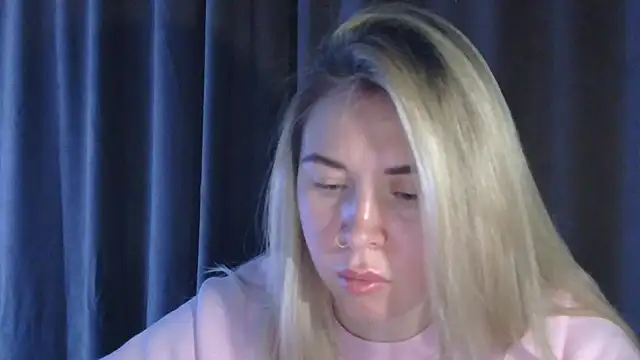 Snapshot of Nika_Diva chatting on 01.12.26 Nika Diva online show from 01.12.26