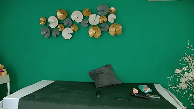 RoxanneJoy online show from 04.26.26
