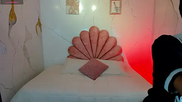 Cherrybombs  online show from 03.11.26