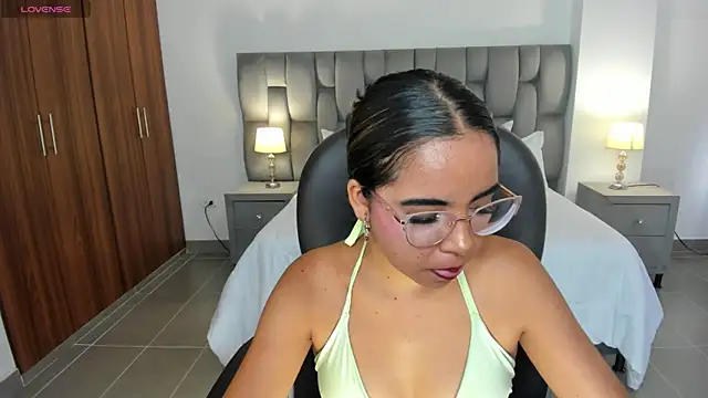 alana martiins online show from 05.29.26