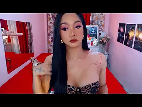 UrScreenGoddess online show from 06.05.26