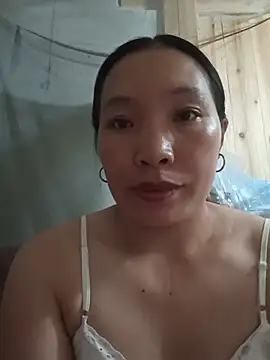 Snapshot of Evelyn-n chatting on 06.13.26 Evelyn-n online show from 06.13.26