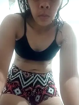 Snapshot of Isabella_Evanss chatting on 12.16.25 Isabella Evanss online show from 12.16.25