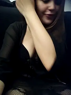 lunaevox online show from 11.30.25