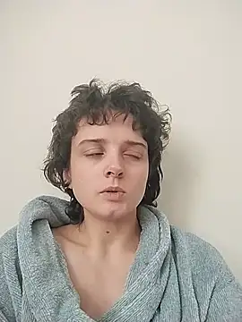 Amy01112 online show from 07.25.26