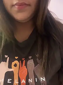 Snapshot of Naughtypreeti chatting on 12.01.25 Naughtypreeti online show from 12.01.25