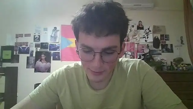 leo cutie online show from 03.12.26