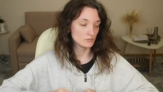 TameraNiedermeyer online show from 12.03.25