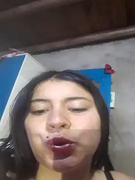 Estefanny Lolyy online show from 05.22.26
