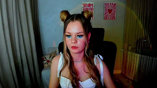 MidnighteAura online show from 03.01.26