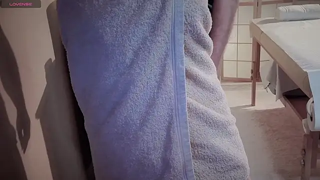 Kinky Massage Room online show from 02.10.26