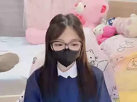 Snapshot of Yuyu-baobei chatting on 12.01.25 Yuyu-baobei online show from 12.01.25