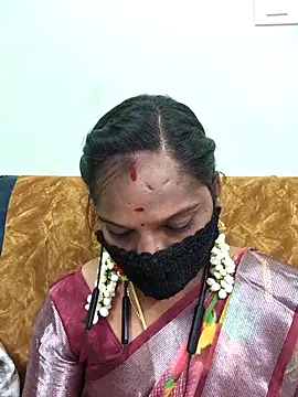 Tamil Pallavi online show from 04.27.26