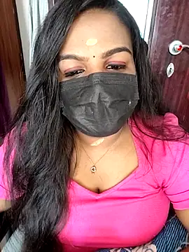 Snapshot of Tamil_Shara chatting on 06.01.26 Tamil Shara online show from 06.01.26