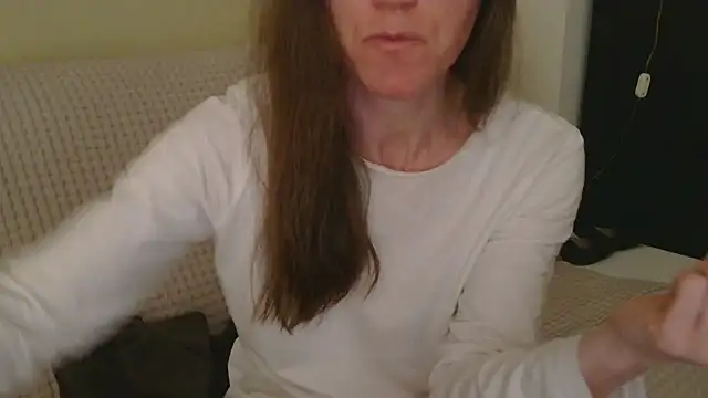 AuroraAG online show from 04.15.26