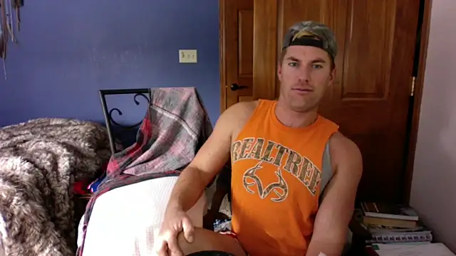 Snapshot of SpunRedneck chatting on 01.05.26 SpunRedneck online show from 01.05.26